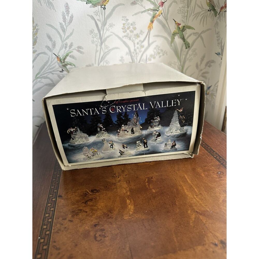 Vintage 1996 Figi Graphics Santa's Crystal Village Light Up Christmas Figurine